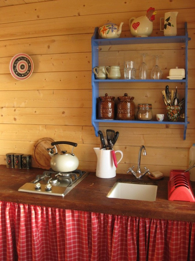 Kitchen area.jpg